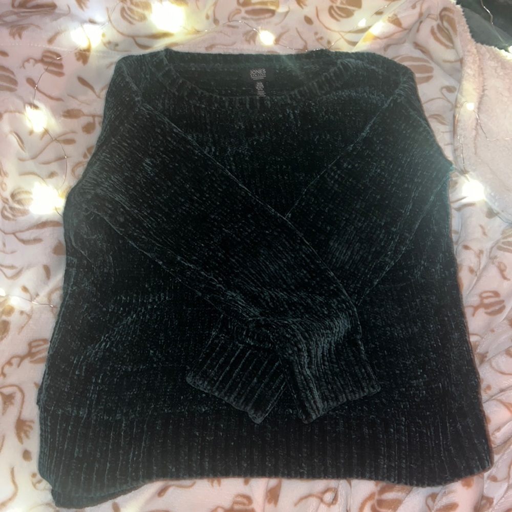 Jones New York green sweater
